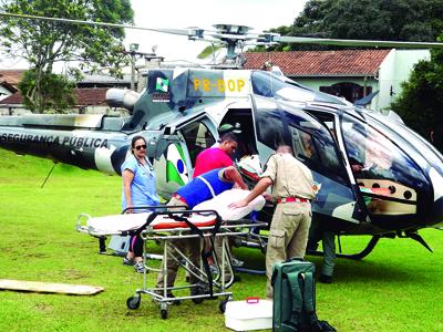 Pacientes são transportados para Campo Largo