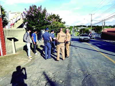 Mulher baleada em tentativa de assalto 