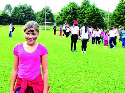 Projeto Nossas Meninas  em atividades na mata