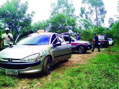 GM localiza carro roubado na PR-423