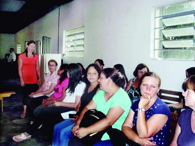 Secretária de Educação, Cultura e Esporte participa de reunião no Cmei Tia Niva