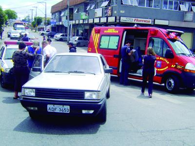 Motociclista ferido em acidente na Centenário com a Aluísio