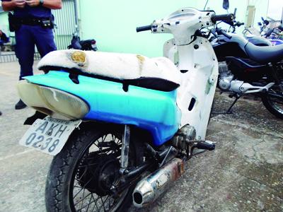 Guarda Municipal apreende moto com placa fria 