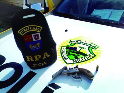 Adolescente foi apreendida com arma no Bugre