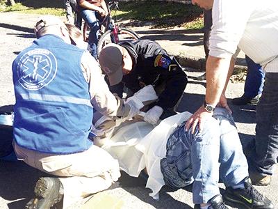 Motociclista ferido em colisão na Engenheiro Tourinho