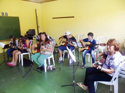 Aulas de violão em Balsa Nova