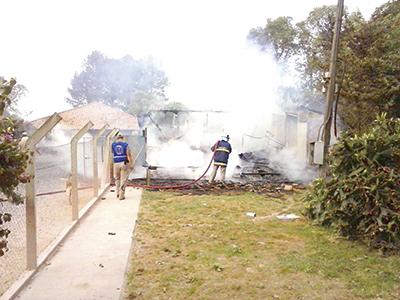 Incêndio destrói residência