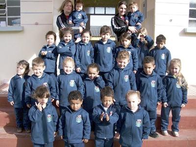 Alunos de Balsa Nova recebem uniforme