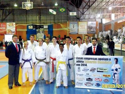 Balsa Nova no campeonato Paranaense de Karatê