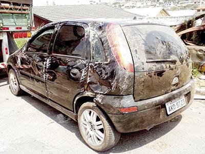 Corsa encontrado na Colônia Dom Pedro