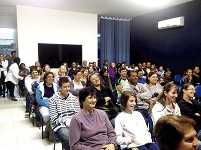 Centro da Juventude promove segundo  encontro do projeto ?A família no Centro?