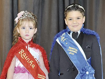 Rei e Rainha do Reino da  Loucinha lota Vila Olímpica