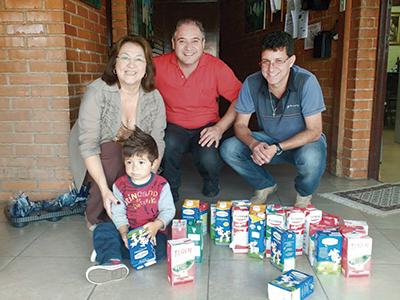 Doações de leite e refrigerantes são entregues em entidades