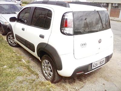 Carro roubado no Barigui estava abandonado no Santa Ângela