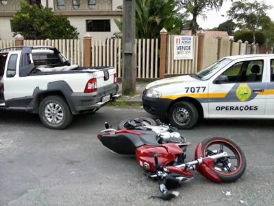 Motociclista ferido em acidente na Vila Bancária