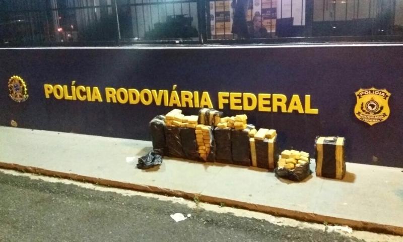 PRF prende homem com quase 100 quilos de Maconha