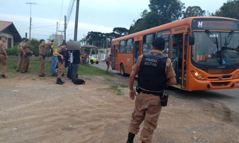 Polícia Militar realiza Operação Ônibus Seguro