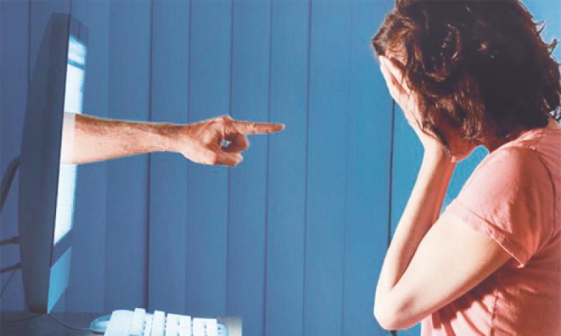 Mulheres protegidas também na internet