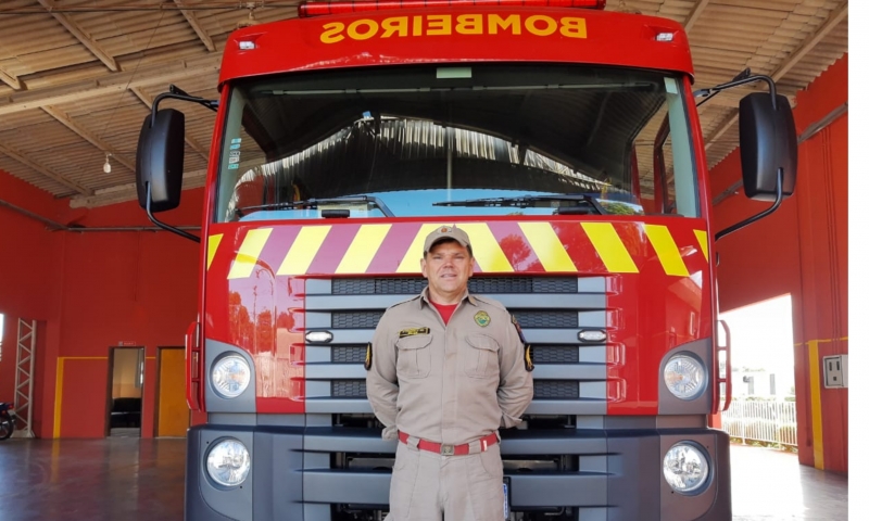 Sargento recebe homenagem em seu último dia de prontidão no Corpo de Bombeiros