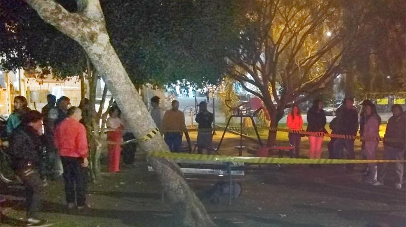 Morto com vários tiros na praça da Vila Bancária