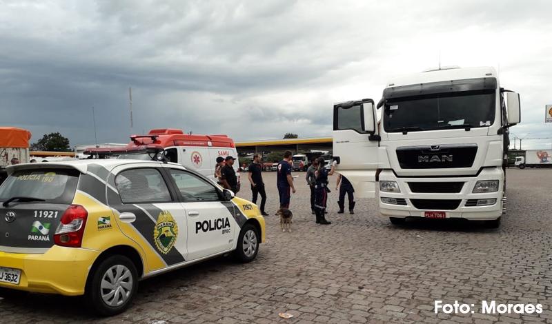 Caminhoneiro encontrado morto em posto de combustível