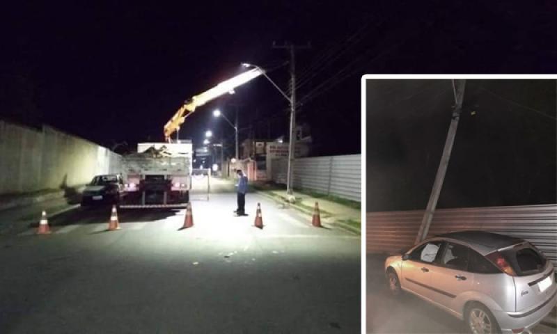 Colisão em poste interdita Engenheiro Tourinho