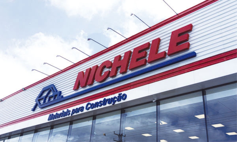 Muitas ofertas na inauguração da mega loja Nichele Materiais para Construção