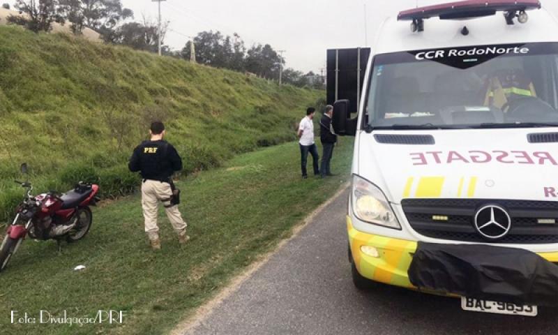 Atropelamento deixa vítimas em estado grave no Km 105 da BR-277