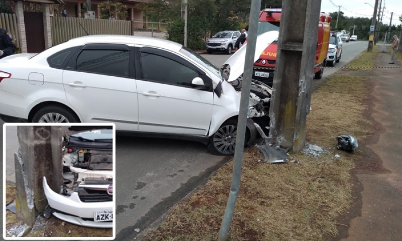 Fiat Siena quebra poste na antiga Avenida Tritec