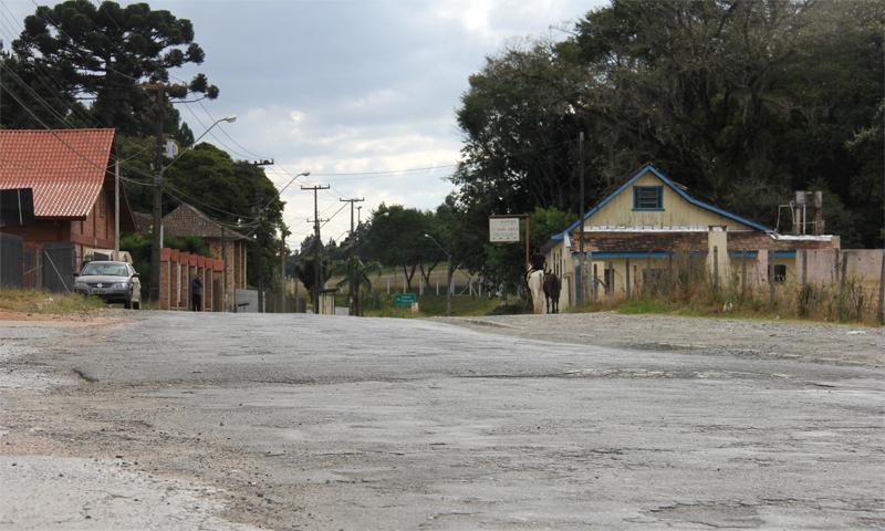 Obras de reurbanização e pavimentação asfáltica da Estrada Mato Grosso serão iniciadas