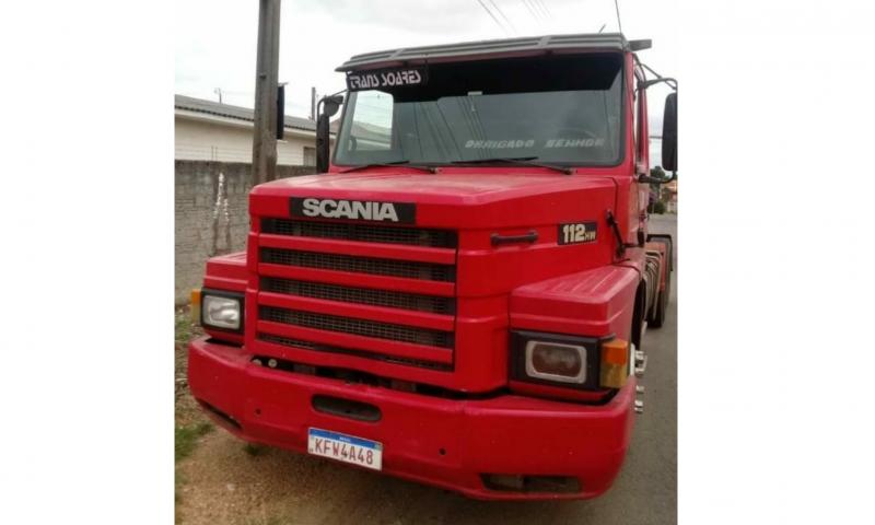 Caminhão Scania carregado com soja roubado na BR-277 no Jardim Social