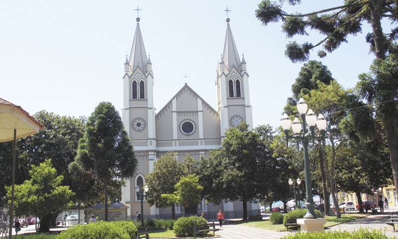 Festa da padroeira  neste domingo (02)