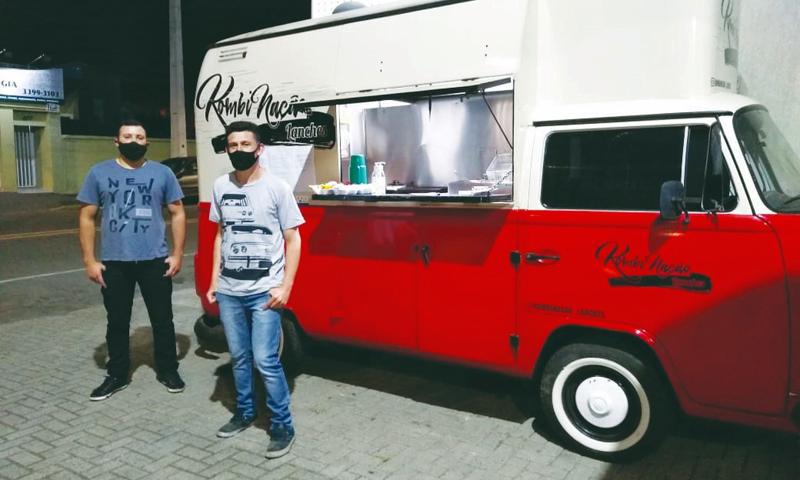 Kombinação: a mistura perfeita entre lanches saborosos e serviço de qualidade