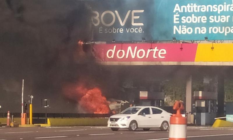 Caminhão pega fogo no Pedágio em São Luiz do Purunã e motorista morre carbonizado