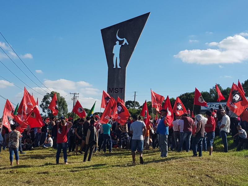 Monumento Antônio Tavares é alvo de certame entre empresa campo-larguense e MST