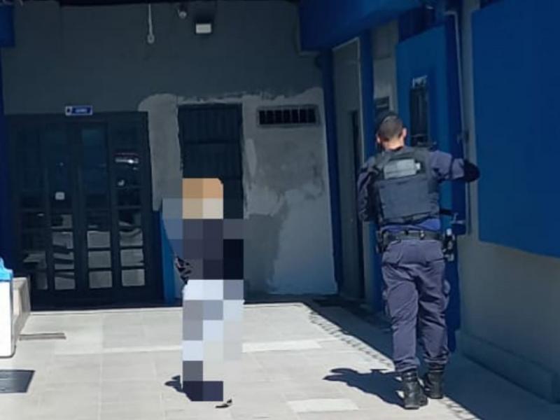 Mulher procurada pela Justiça de Santa Catarina é presa em Campo Largo