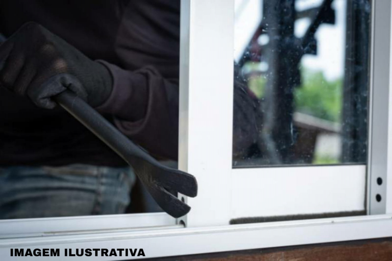 Arrombadores cometem furto em Balsa Nova e no Jardim Florestal em Campo Largo