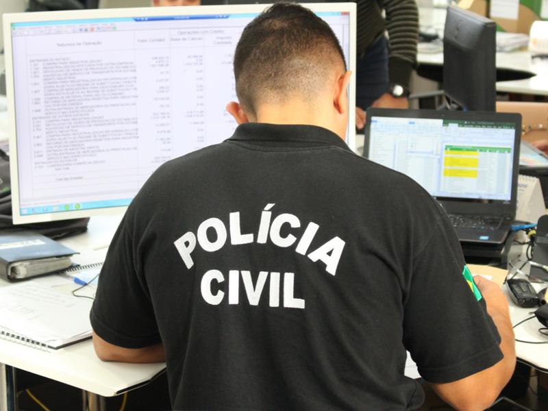 PC alerta sobre perseguidores e explica como e quando denunciar