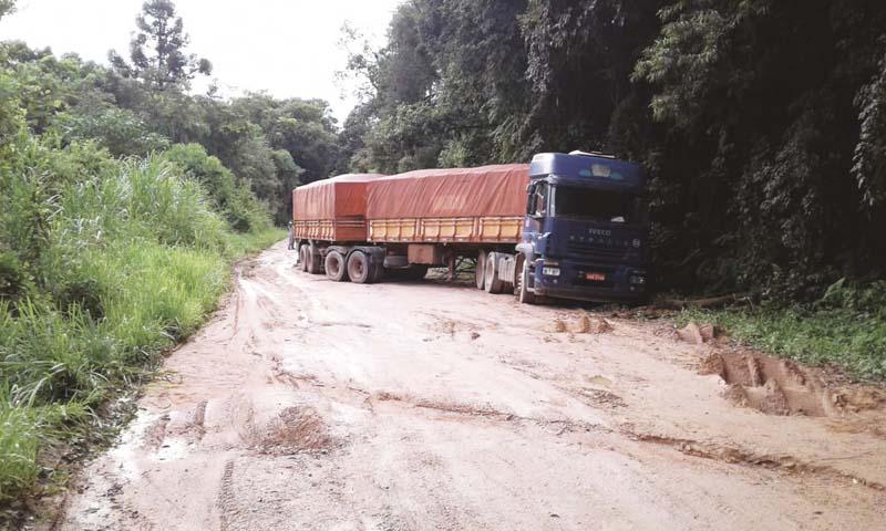 Movimento PR-090 continua com a luta por melhor infraestrutura na região da Estrada do Cerne