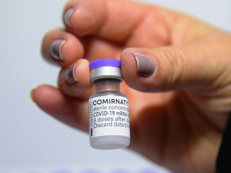 Ministério confirma nova remessa com 220,9 mil vacinas contra Covid-19; parte chega nesta quinta
