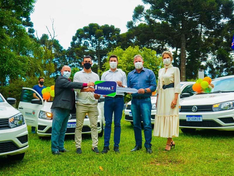 Governo entrega veículos para a Saúde da Família de Campo Largo
