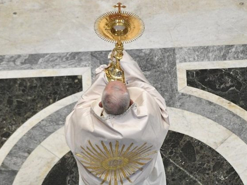 Celebrações de Corpus Christi acontecerão de  forma pontual e com carreatas devido à pandemia