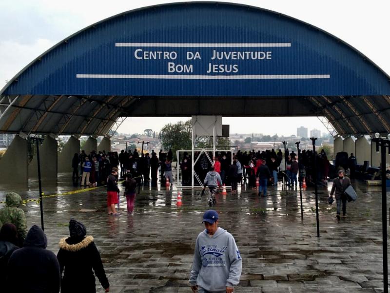 800 famílias já foram atendidas no Centro da Juventude por conta do granizo