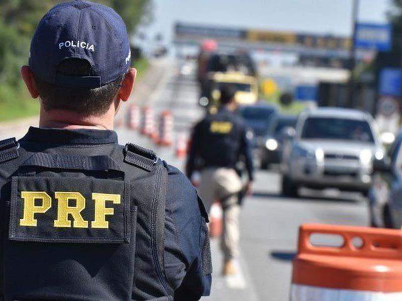 Feriado leva Polícia Rodoviária a aumentar fiscalização nas estradas
