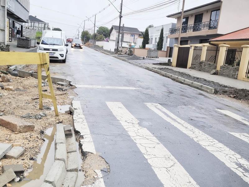 Serão instalados mais 26 semáforos em  Campo Largo e Plano de Mobilidade avança