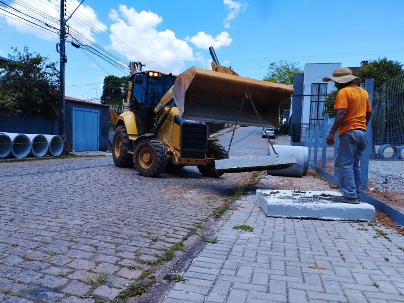 Prefeitura de Campo Largo informa desvio na Rua Engenheiro Tourinho devido às obras do binário da Rua Ema Taner de Andrade