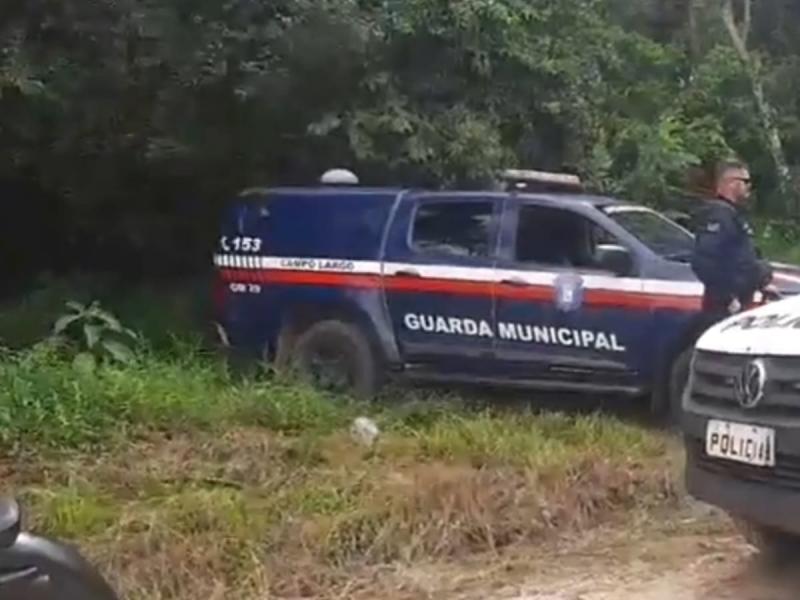 Homem sem identificação encontrado morto a pauladas no Pessegueiros