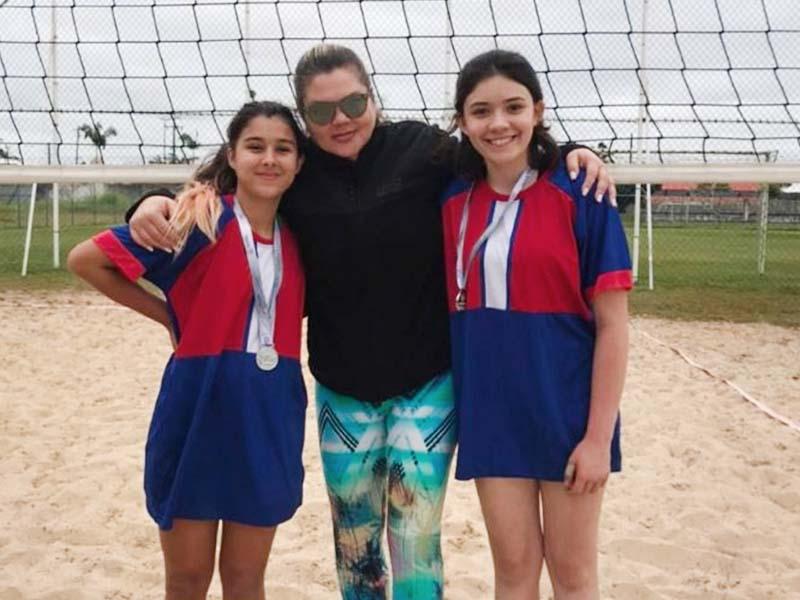 Dupla campo-larguense destaque no vôlei de praia representará a cidade na final dos jogos escolares