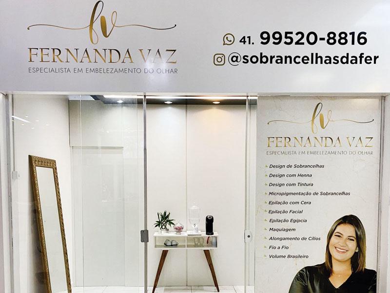 Reconstrução de sobrancelhas é a especialidade do Studio Fernanda Vaz