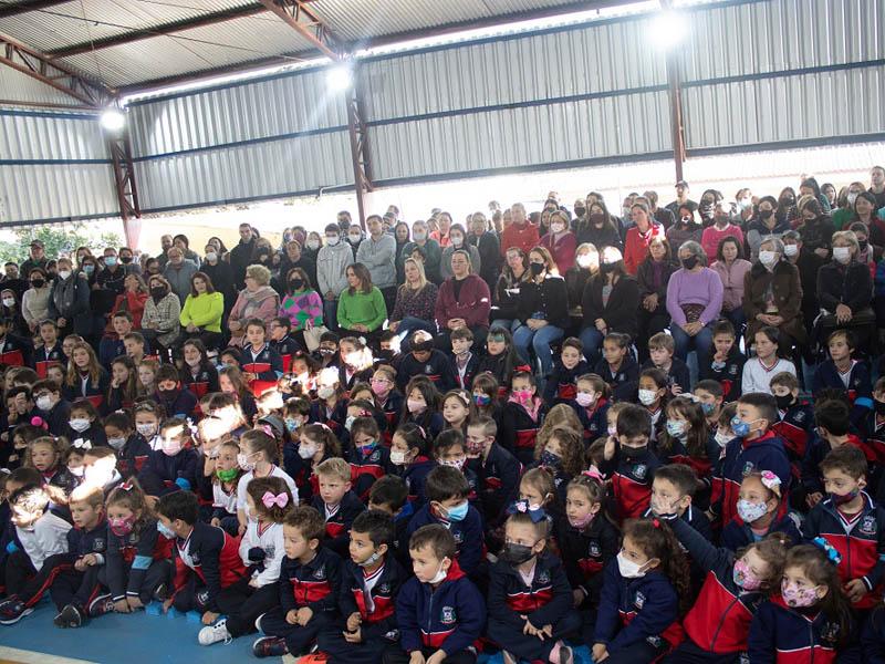 Escola Municipal Sete de Setembro comemora 50 anos